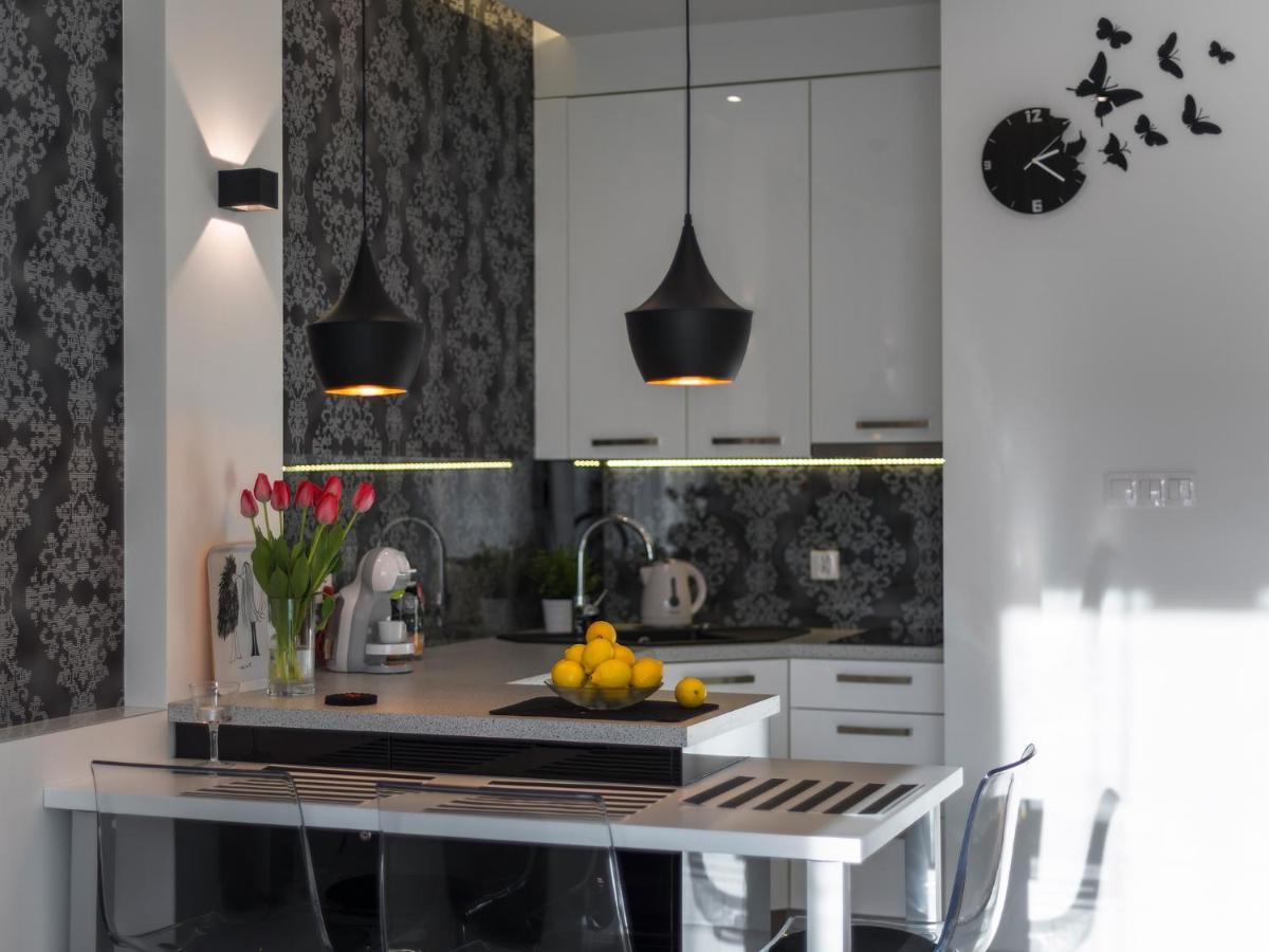 Black Pearl Apartment Красков Екстериор снимка